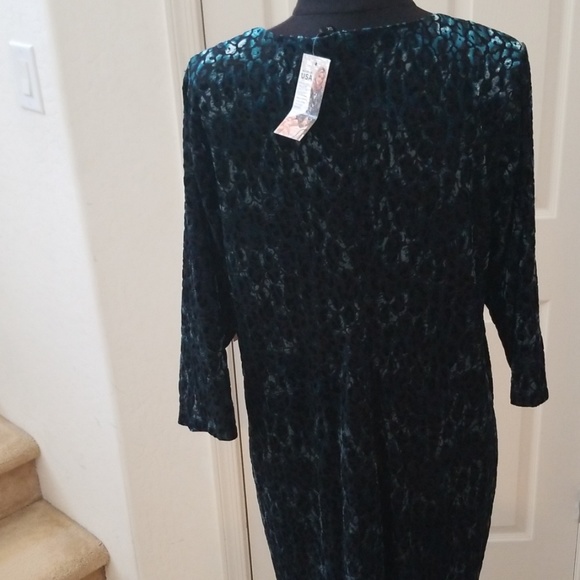Karen Kane Burnout Sheath Dress NWT sz 0x - Picture 6 of 7